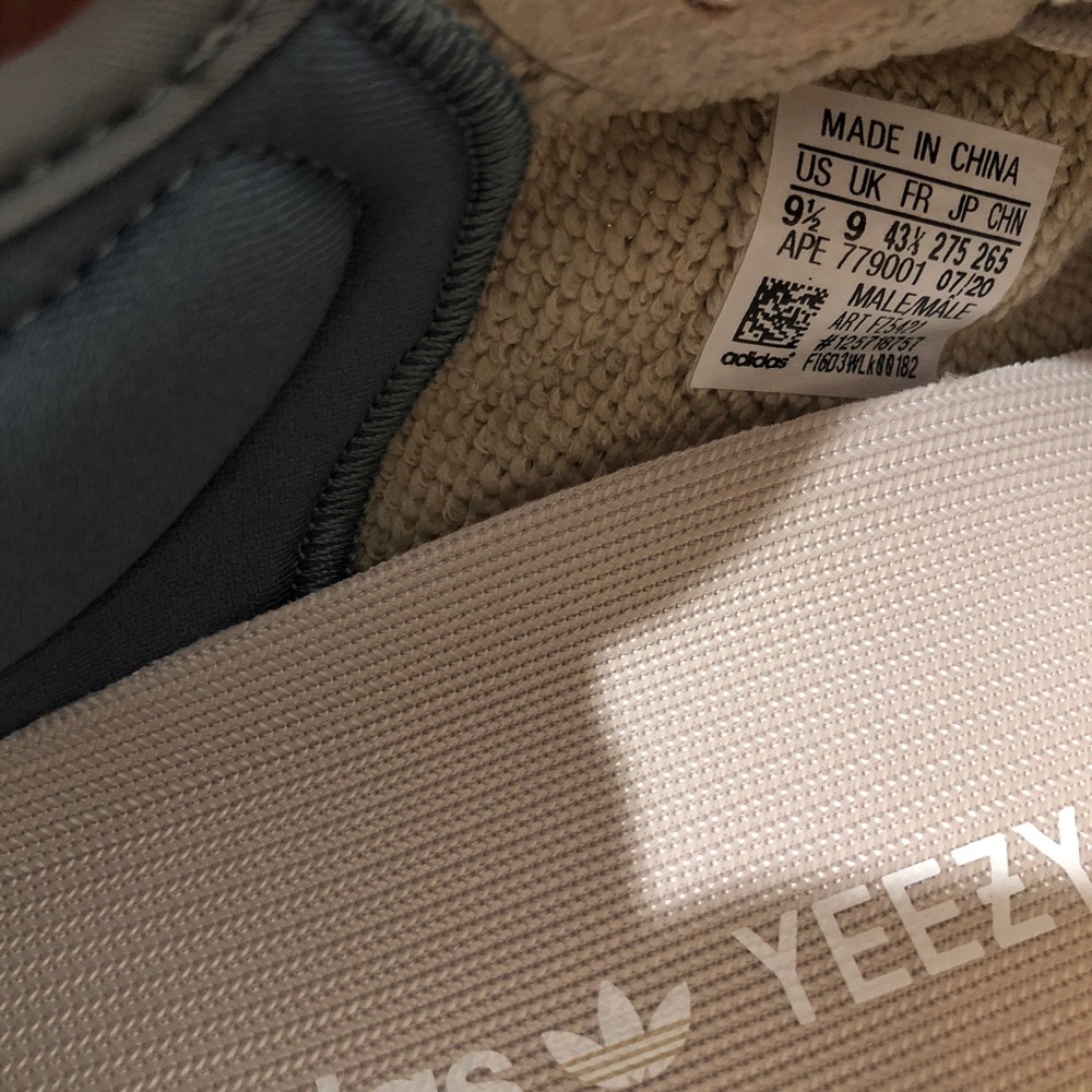 🔴SOLD🔴Mens Adidas Yeezy Boost 350 V2 Israfil - Picture 9 of 13